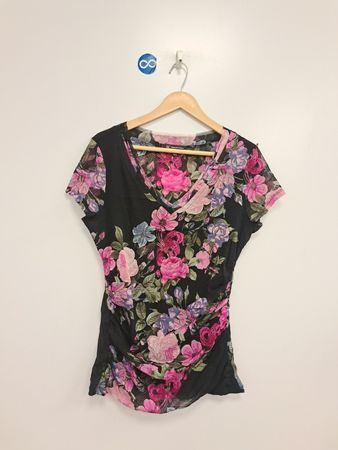 INC International Concepts schwarzes Oberteil mit Blumenmuster und Raffung