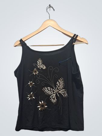 Schwarzes Tanktop mit Schmetterlings- und Blumenmuster