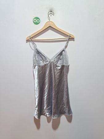 n:Bloom von Jonquil Satin-Hemdkleid mit Spitzenbesatz