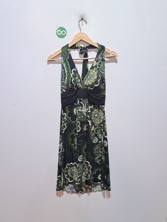 Sprachloses Neckholder-Minikleid mit Paisley-Print