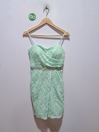 City Triangles Spitzen-Minikleid