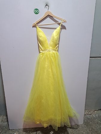Gelbes Tüll-Abendkleid