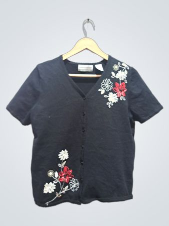 Alfred Dunner Petite schwarze bestickte Blüten Kurzarm V-Ausschnitt Strickjacke
