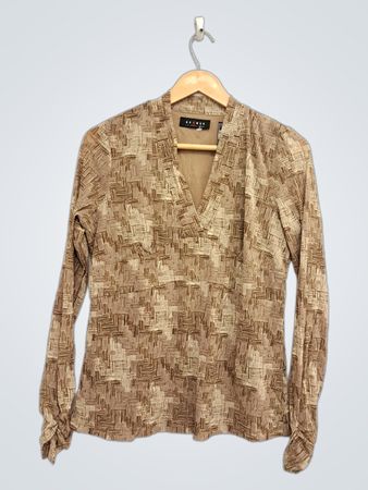 Excess-Langarmshirt mit V-Ausschnitt