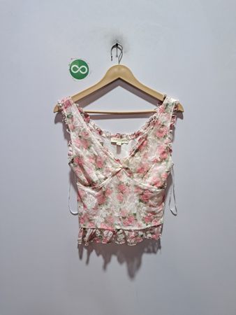 THIRTY/THIRTY Floral Lace Trim Cropped Top
