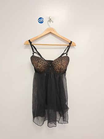 Nero babydoll lingerie con dettagli in pizzo