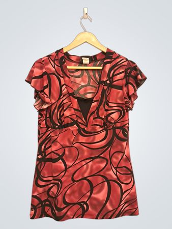 JKIA California Women's Red and Black Swirl Print V-Neck Flutter Sleeve Top