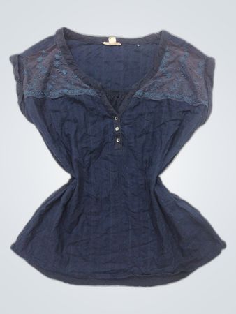 Esprit Sleeveless V-Neck Blouse