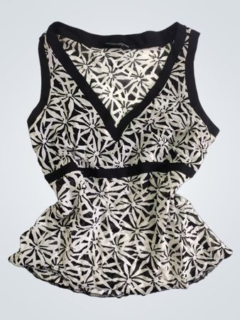 Dorothy Perkins Black and White Floral Sleeveless Top