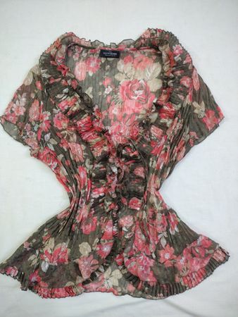 Ihre Sixth Sense Floral Print Ruffle Bluse