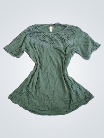 Greenpoint Damen Top mit grünen Spitzenakzenten