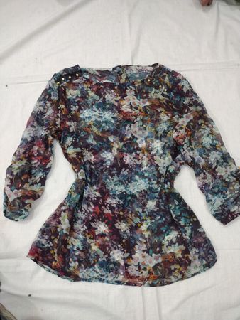 SuiteBlanco Damen Blumenmuster Transparente Bluse