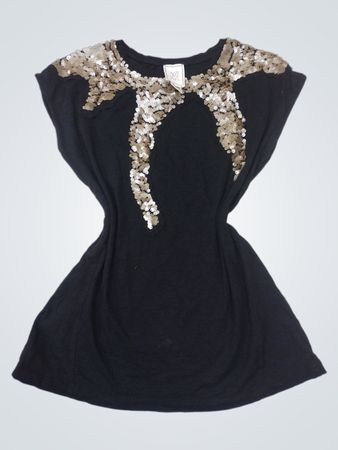 Schwarzes T-Shirt mit Pailletten-Detail