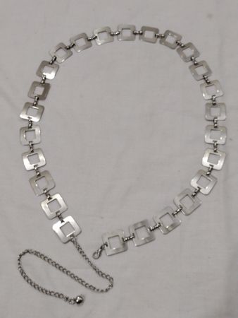 Silberne Quadrat-Glieder-Gürtel