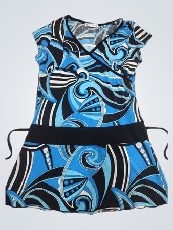 Stellina-Kollektion blau schwarz weiß Wirbelmuster Kleid
