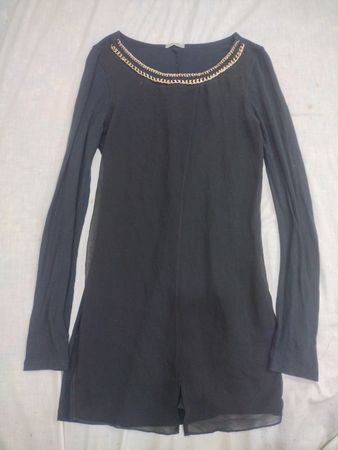 Intimissimi Schwarzes Langarmkleid mit Kettendetail