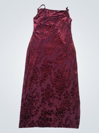 Altar'd State Samt Floral Maxikleid