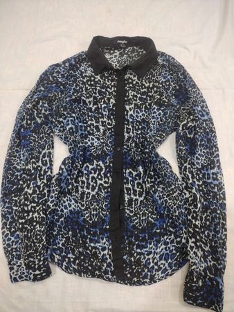 Jennyfer Hemd mit Leopardenmuster und Knopfleiste