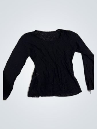 Black Long-Sleeve Top