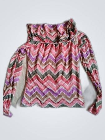 Off-Shoulder Zigzag Print Blouse