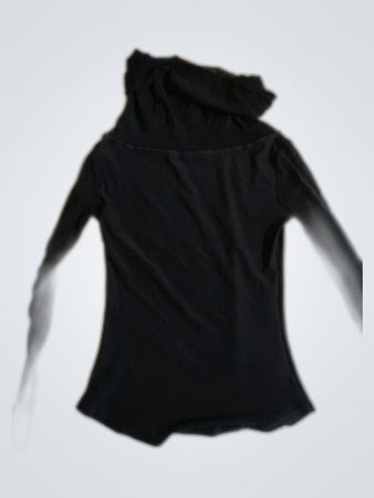 Black Long Sleeve Top