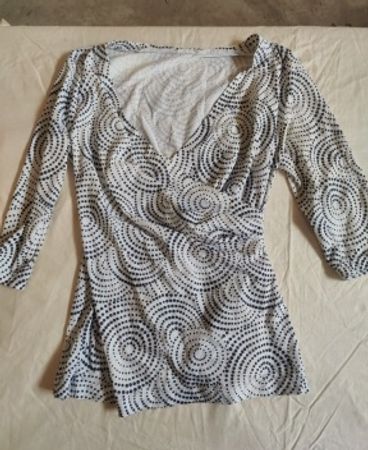 Long-Sleeve Black and White Spiral Patterned Top