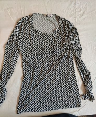 VIEW Printed Long Sleeve Blouse