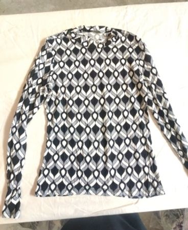 Unbranded Black and White Geometric Long-Sleeve Knit Top