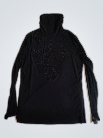 Black Long-Sleeve Hooded Top