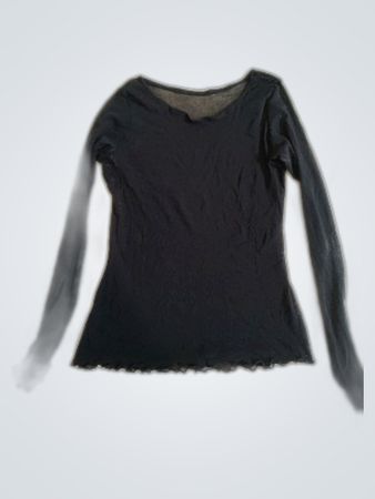 Black Long-Sleeve Top