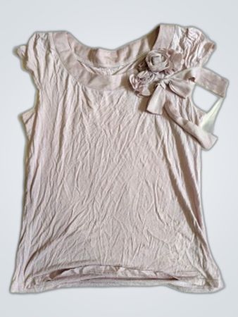 Sleeveless Ruffle Blouse