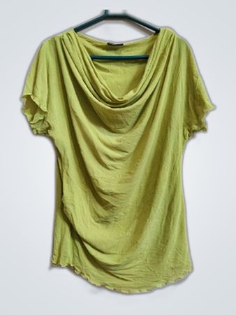 Cassivpé Green Draped Blouse