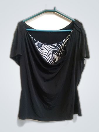 Unbranded Black Off-Shoulder Blouse with Zebra Print Lining