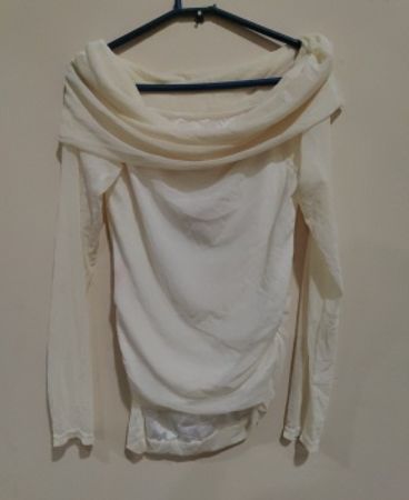 White Off-The-Shoulder Sweatshirt