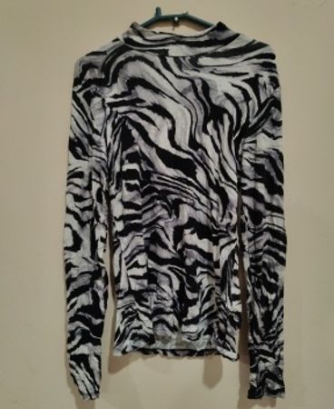 Unbranded Zebra Print Knit Turtleneck Top