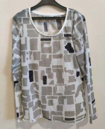 Margittes Geometric Print Long Sleeve Blouse