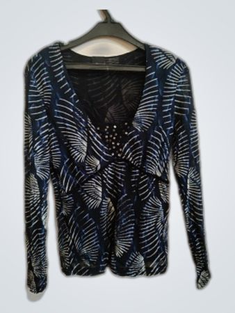 Oliver Selection Printed V-Neck Blouse