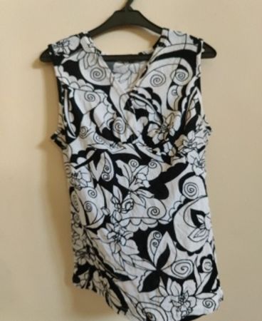 Joy Sleeveless Floral Wrap Top