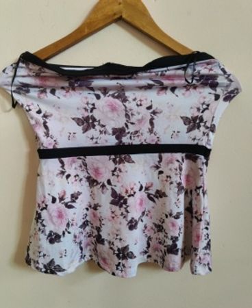 AnnChristine Floral Strapless Top