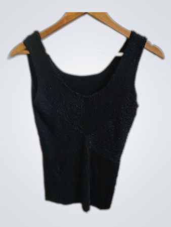 H&M Black Sleeveless Crop Top