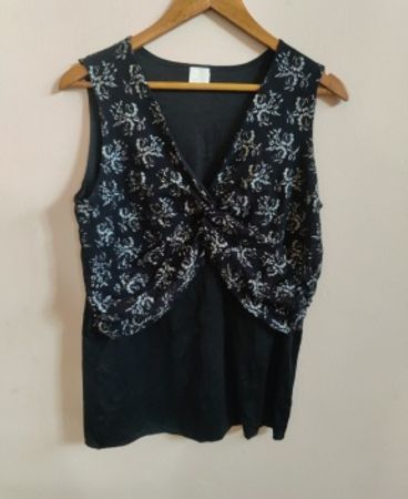 Dolce & Gabbana Embellished Sleeveless Top