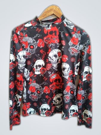 Long Sleeve Shirt with Skull and Flower Pattern