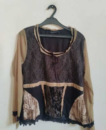 Sarah Allison's Collection Lace Blouse
