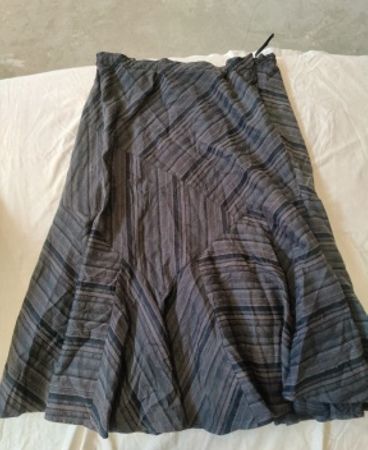 Savoir Gray Plaid Skirt