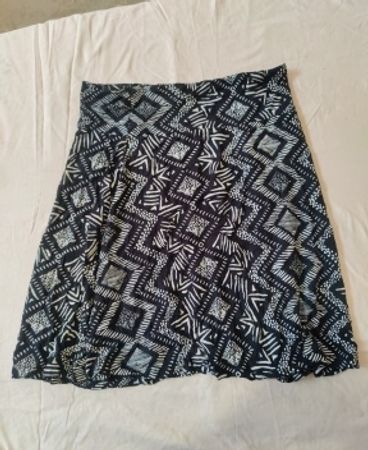 HEMA Geometric Print Skirt