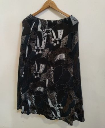 Blouse with Black and White Pattern