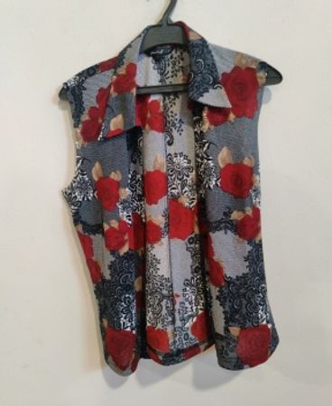 Floral Sleeveless Vest