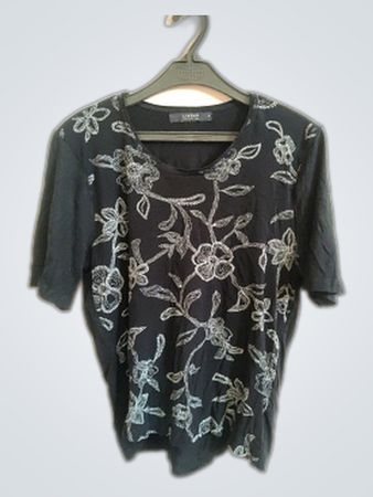 Lindon Blouse with Floral Embroidery