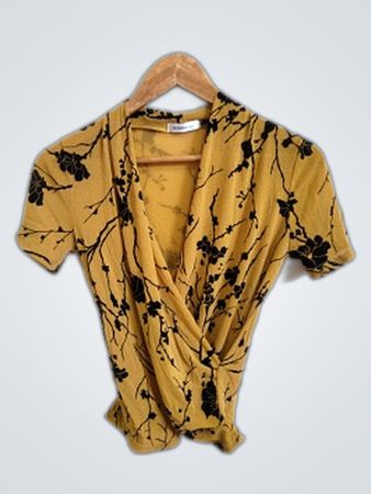 Giggyku Yellow Floral Blouse
