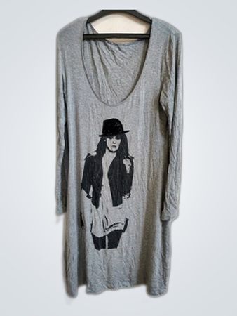 Gray Long-Sleeve Shirt with Graphic